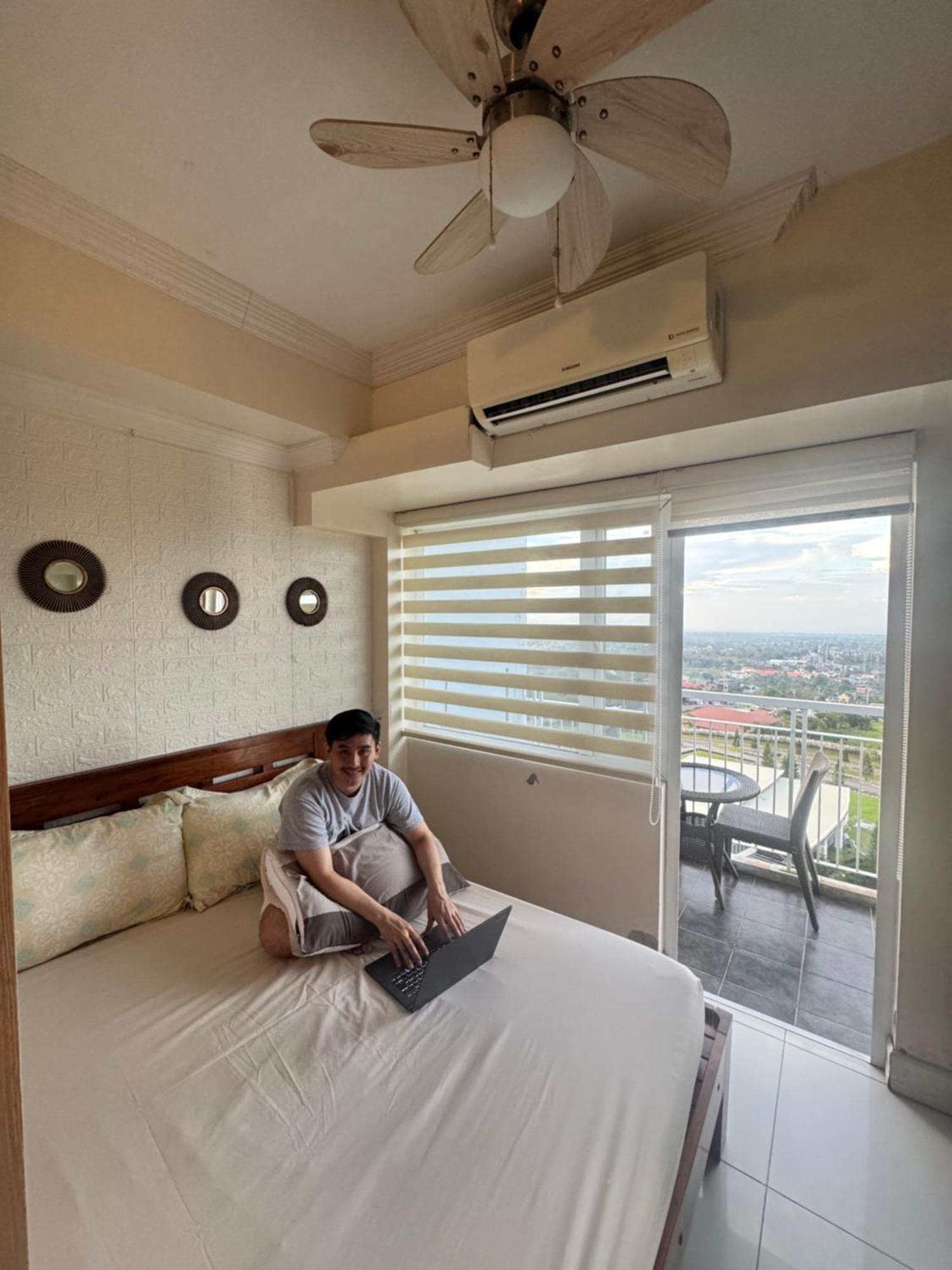 Jt Tagaytay Suites Tagaytay City Exterior photo